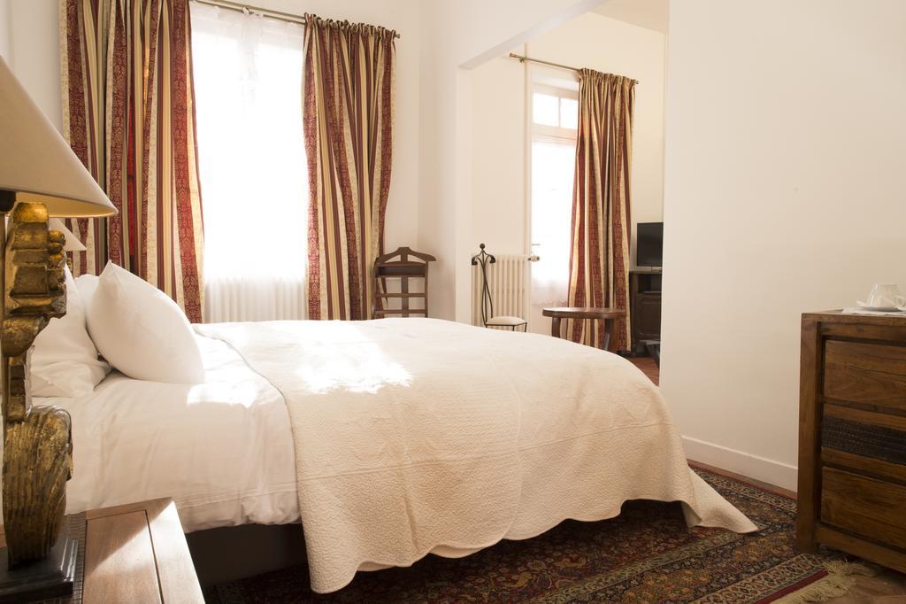 Aux Charmes De Maintenon Zimmer foto